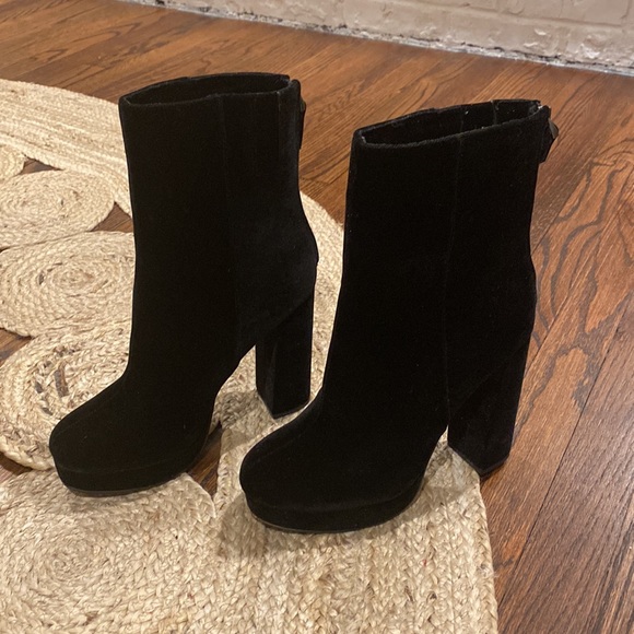 Who What Wear Platform Suede Boots - Picture 4 of 8